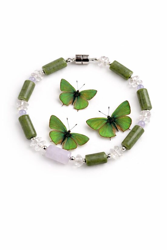 Dabīgo pērļu rokassprādze "Zaļā Tauriņa kolekcija"